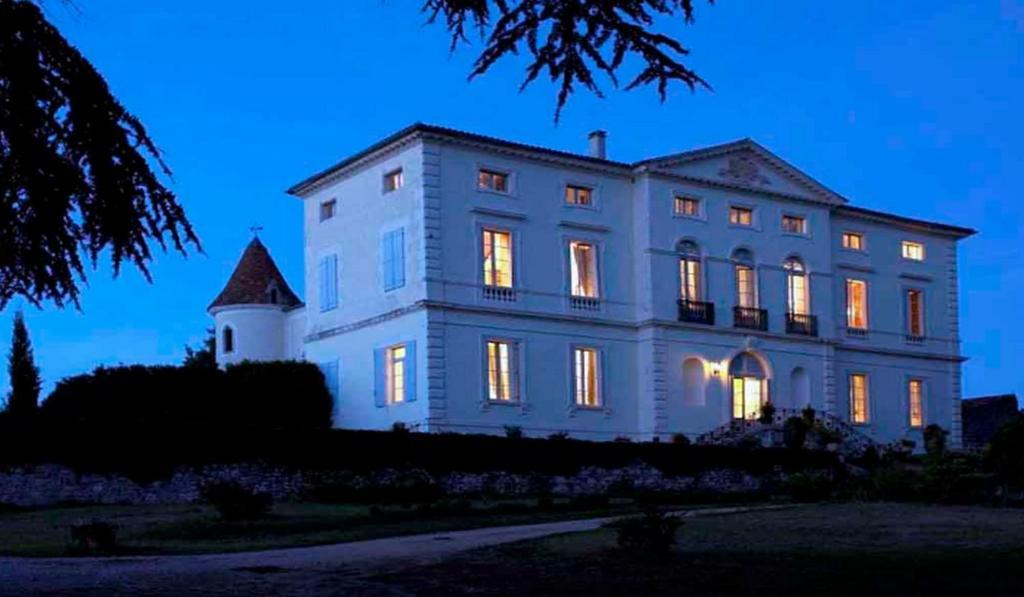 Chambres D'Hotes Du Chateau De Saint Sulpice La Sauvetat-sur-Lede Luaran gambar