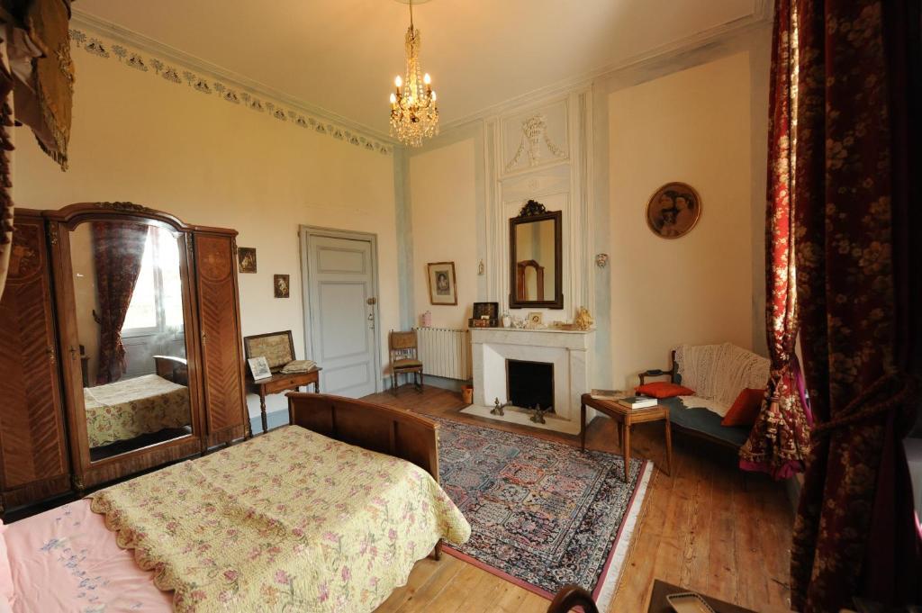 Chambres D'Hotes Du Chateau De Saint Sulpice La Sauvetat-sur-Lede Bilik gambar